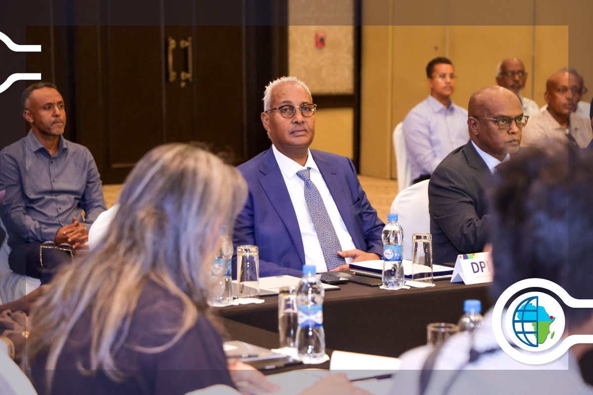 This morning, the Chairman participated to the round table on the implementation of Trade Facilitation Reforms, organized by the Minister  of Commerce and Tourism, His Excellency M. Mohamed Warsama Dirieh.
Were also present the Minister of Budget, H.E M. Isman Ibrahim Robleh, and