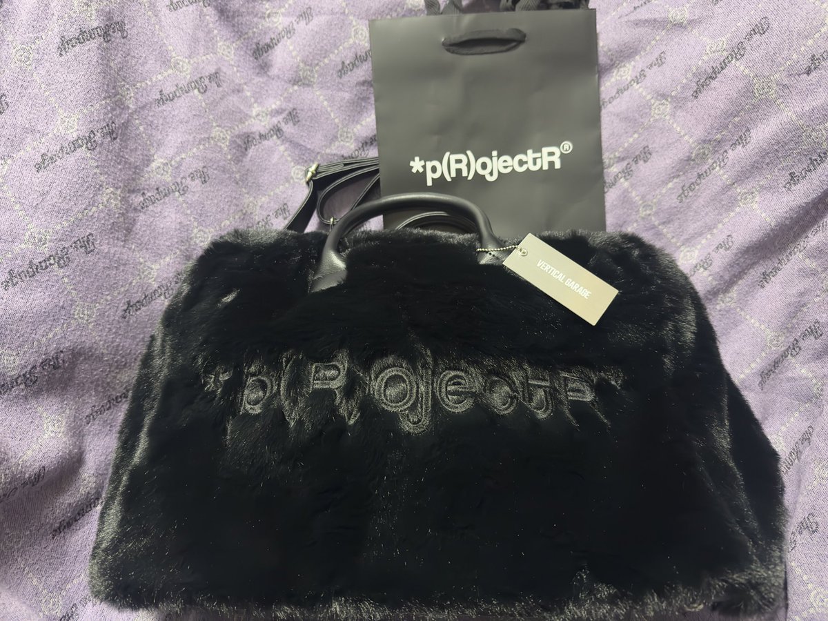 sakopanpan's tweet image. 届いた……か…かわえぇ……🤤🖤🤍
大切に使います🥹✨✨
＃THERAMPAGE #pRojectR