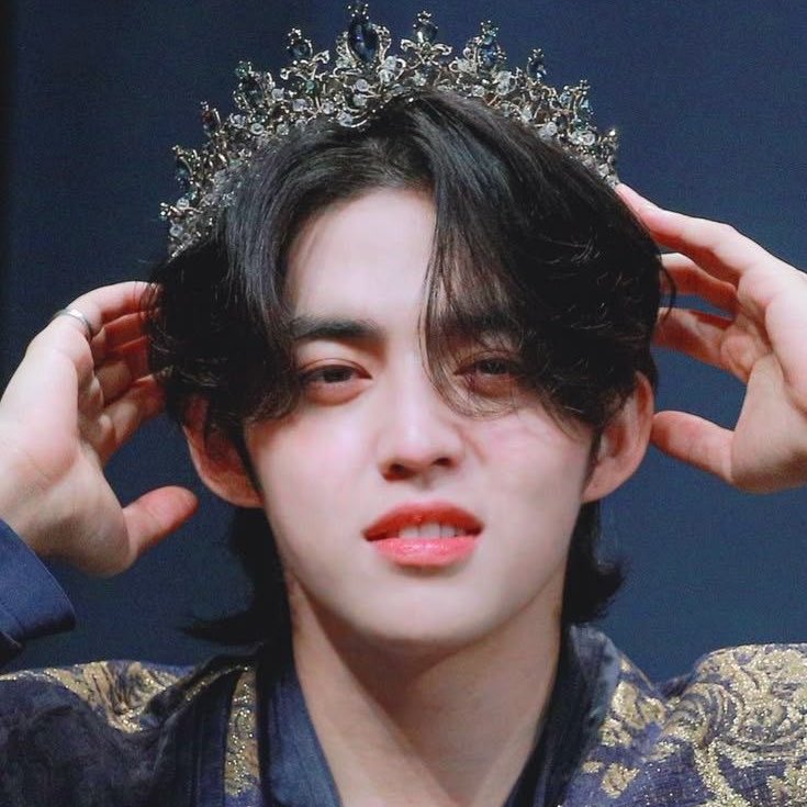 coupsistt's tweet image. LONG LIVE THE KING DADDY👑