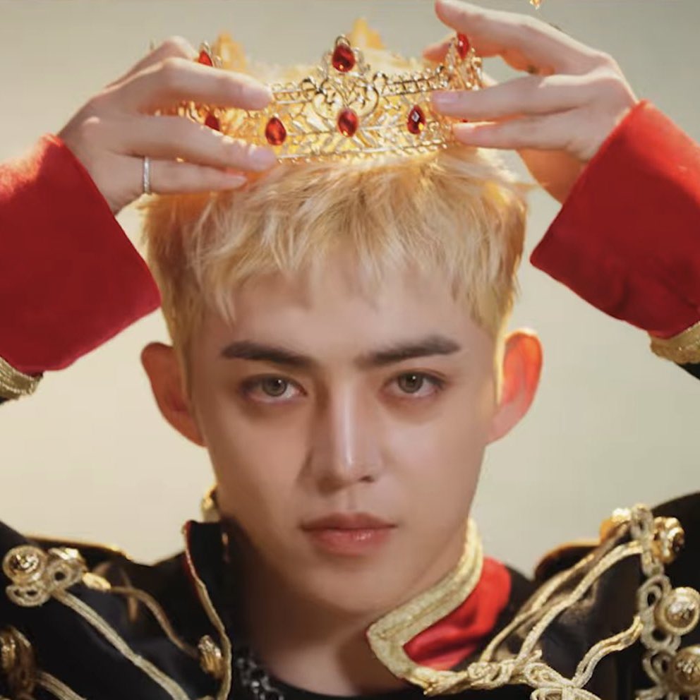 coupsistt's tweet image. LONG LIVE THE KING DADDY👑