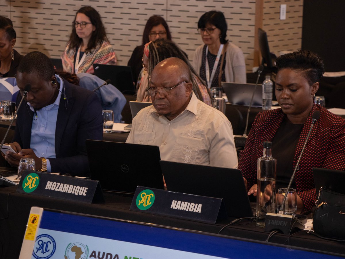 Engaging men and boys in promoting gender equality, SRHR,  is crucial for sustainable change.  <a href="/SADC_News/">SADC Secretariat</a>  Conference <a href="/UNFPA_ESARO/">UNFPA East and Southern Africa</a> <a href="/hivosrosa/">Hivos Southern Africa</a> <a href="/hivos/">Hivos Global</a> <a href="/CafeSRHR/">Regional SRHR Fund</a> #SADCYouth