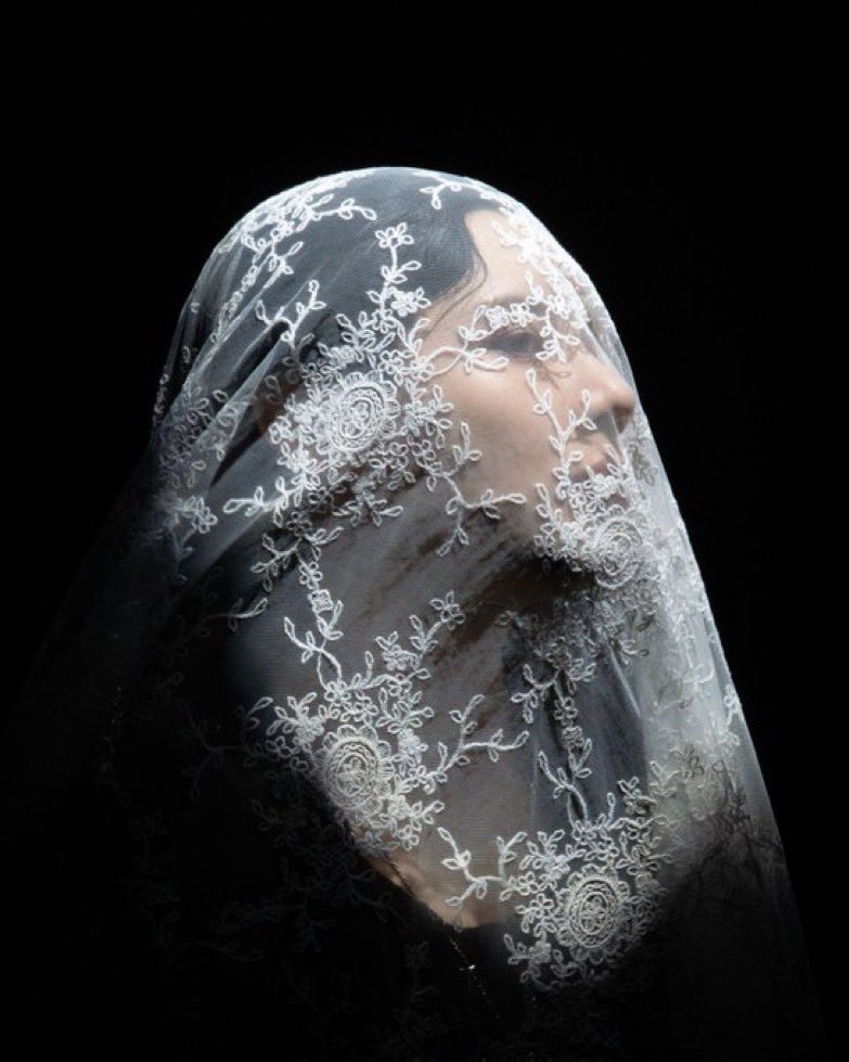 currently working and i just fell on my knees in the office