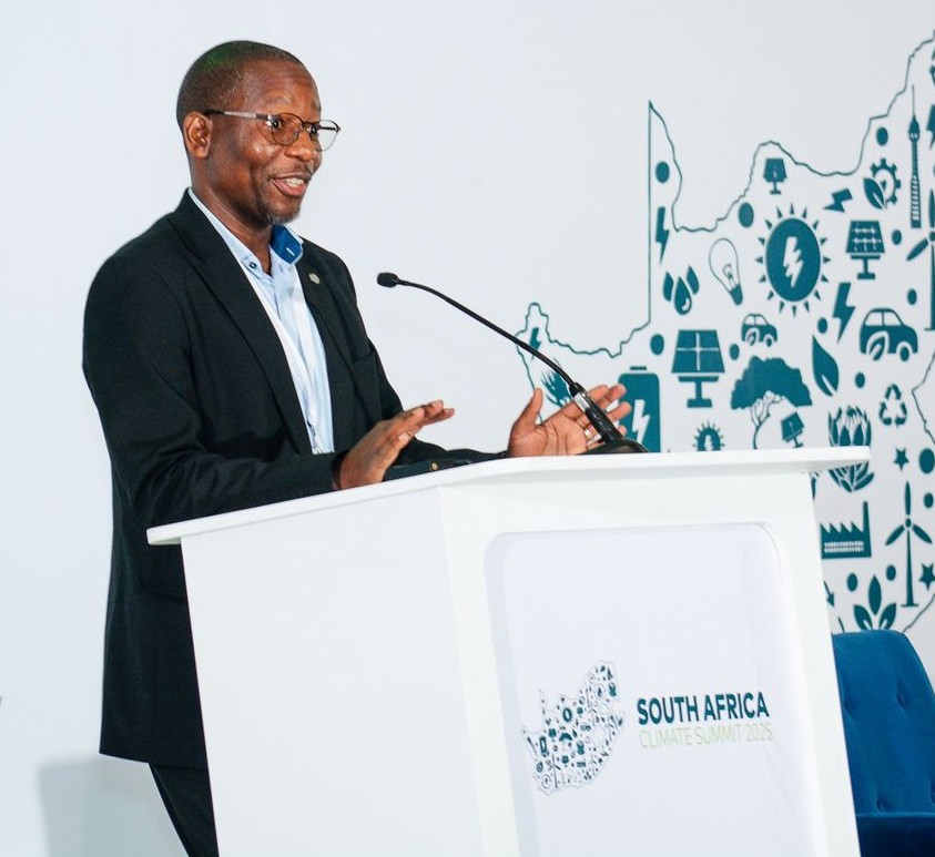 BusinessUnitySA's tweet image. Khulekani Mathe delivering the opening remarks yesterday at the JET-SEP Ecosystem Report Launch, a landmark event unveiling actionable ecosystem shifts aimed at strengthening South Africa’s skills ecosystem in support of a Just Energy Transition.

#JETSEP #JustEnergyTransition…