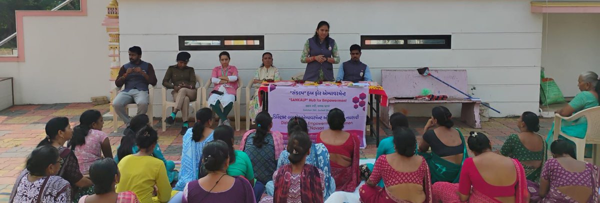 NJalalpore13's tweet image. આજ રોજ જલાલપોર  તાલુકાના ક્લસ્ટર ફેડરેશનની મીટિંગ રાખવામાં આવી હતી. જેમાં CLF ના પ્રમુખ,મંત્રી અને સભ્યો હાજર રહ્યા હતા. જેમાં વાર્ષિક સાધારણ સભાનું આયોજન કરવા માટેની ચર્ચા કરવામાં આવેલ.