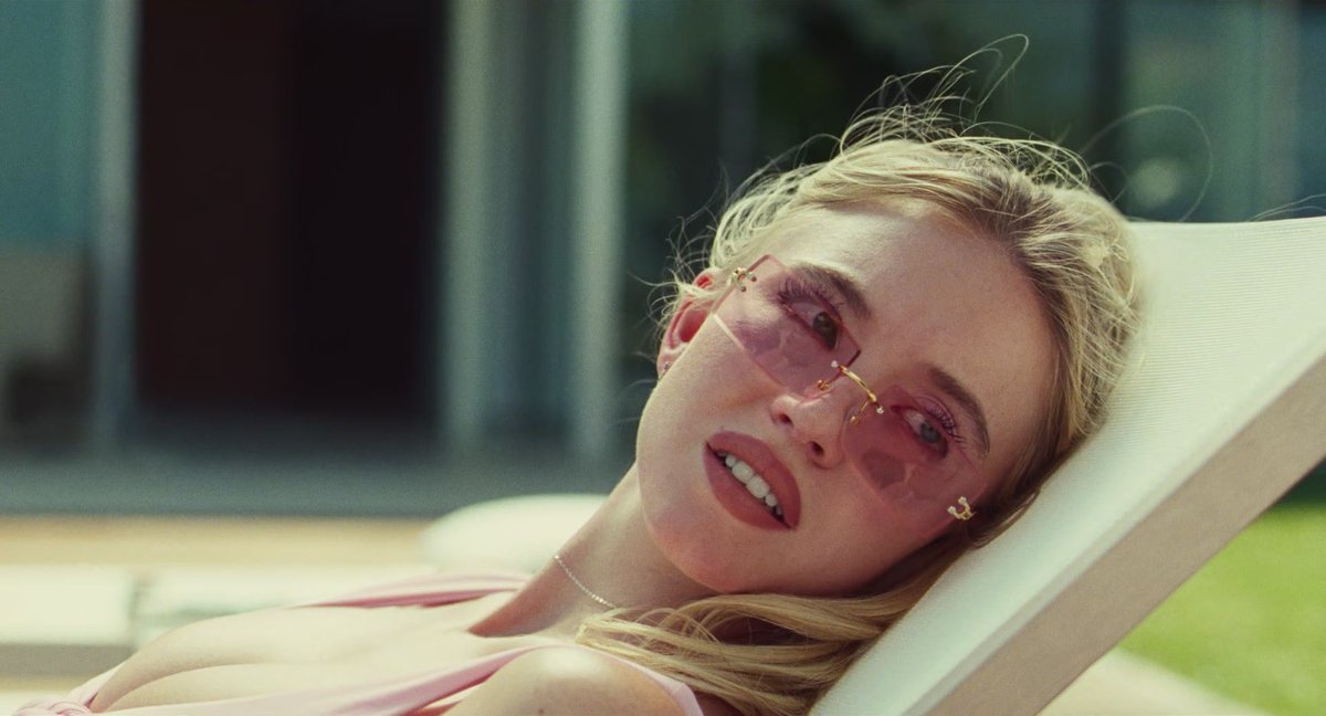 euphoriacentral's tweet image. 🚨Leaked teaser trailer for #Euphoria season 3 from HBO event yesterday.