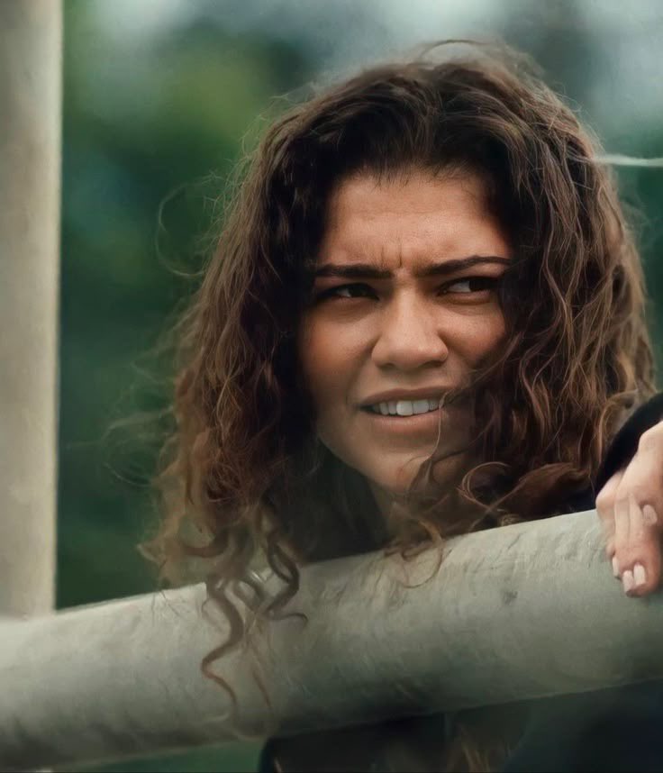 euphoriacentral's tweet image. 🚨Leaked teaser trailer for #Euphoria season 3 from HBO event yesterday.