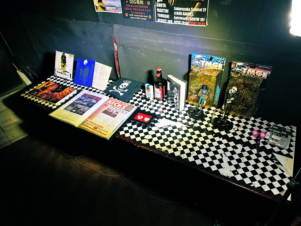 THEE MICHELLE GUN ELEPHANTのグッズ展示してます