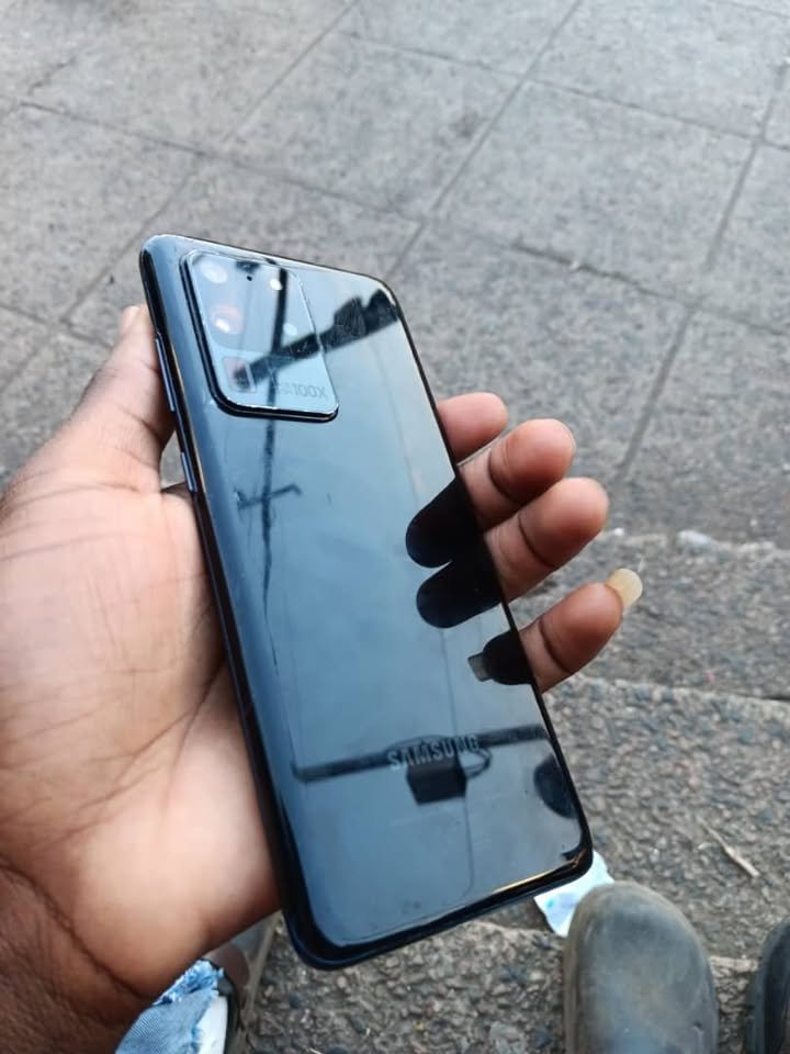 MosesMthawanji's tweet image. SAMSUNG GALAXY S20 ULTRA 

128GB
12GB
5000MAH BATTERY
100X zoom
MASSIVE CAMERAS
DUAL SIM
ONSCREEN FINGER PRINT

line + few cracks

390K.... Swap allowed

0880385808 wap

Lilongwe, area 3