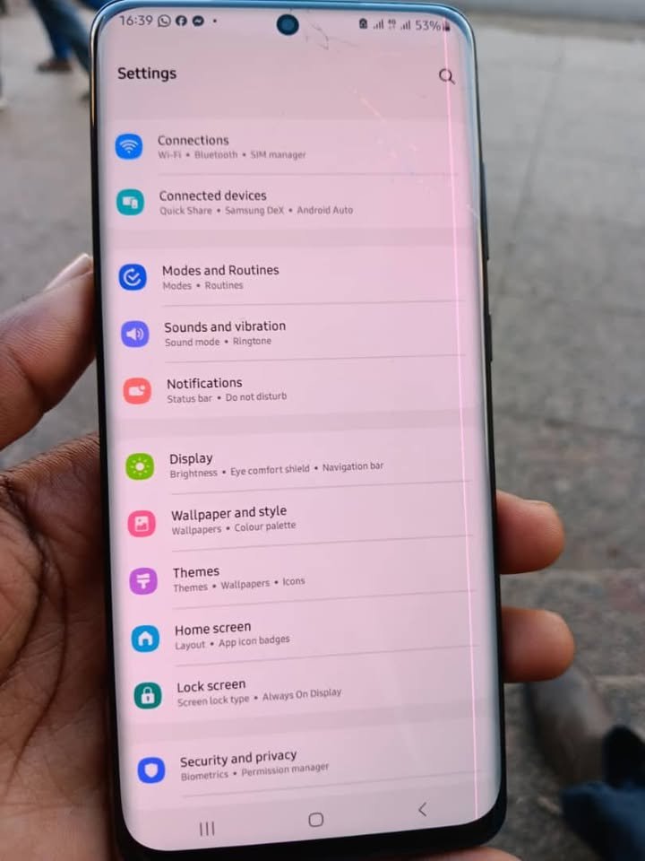 MosesMthawanji's tweet image. SAMSUNG GALAXY S20 ULTRA 

128GB
12GB
5000MAH BATTERY
100X zoom
MASSIVE CAMERAS
DUAL SIM
ONSCREEN FINGER PRINT

line + few cracks

390K.... Swap allowed

0880385808 wap

Lilongwe, area 3