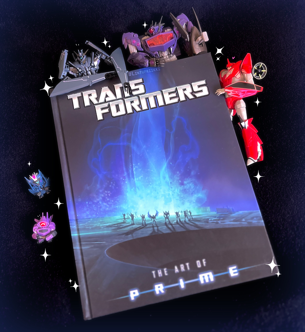 Lintufriikki's tweet image. Happy 15th anniversary to Transformers Prime!!
Without this show and its inspiring art style, I wouldn&apos;t be the tf fan I am today 💖🫶
I got the art book 12 years ago, and it&apos;s still the most treasured book in my collection ✨
#transformers