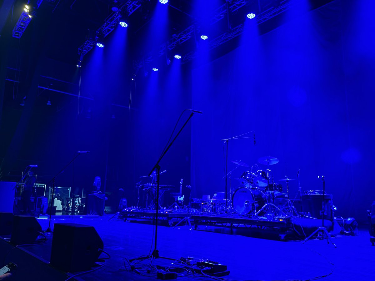 슬로우 다이브 나오는 중