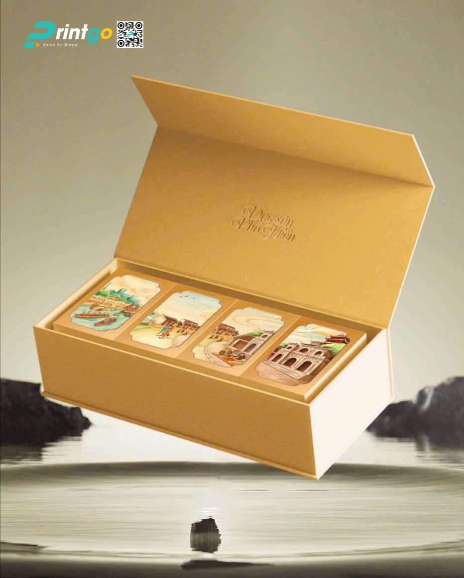 Printgovietnam's tweet image. ELEVATING PHO HIEN SPECIALTIES INTO PREMIUM GIFT PACKAGING ✨
Once famed as “First Kinh Ky, second Pho Hien,” the heritage of this land lives on through Hằng Thưởng’s refined specialty gifts.
Link: printgo.vn/du-an-thiet-ke…
#Printgo #PackagingDesign #PhoHien