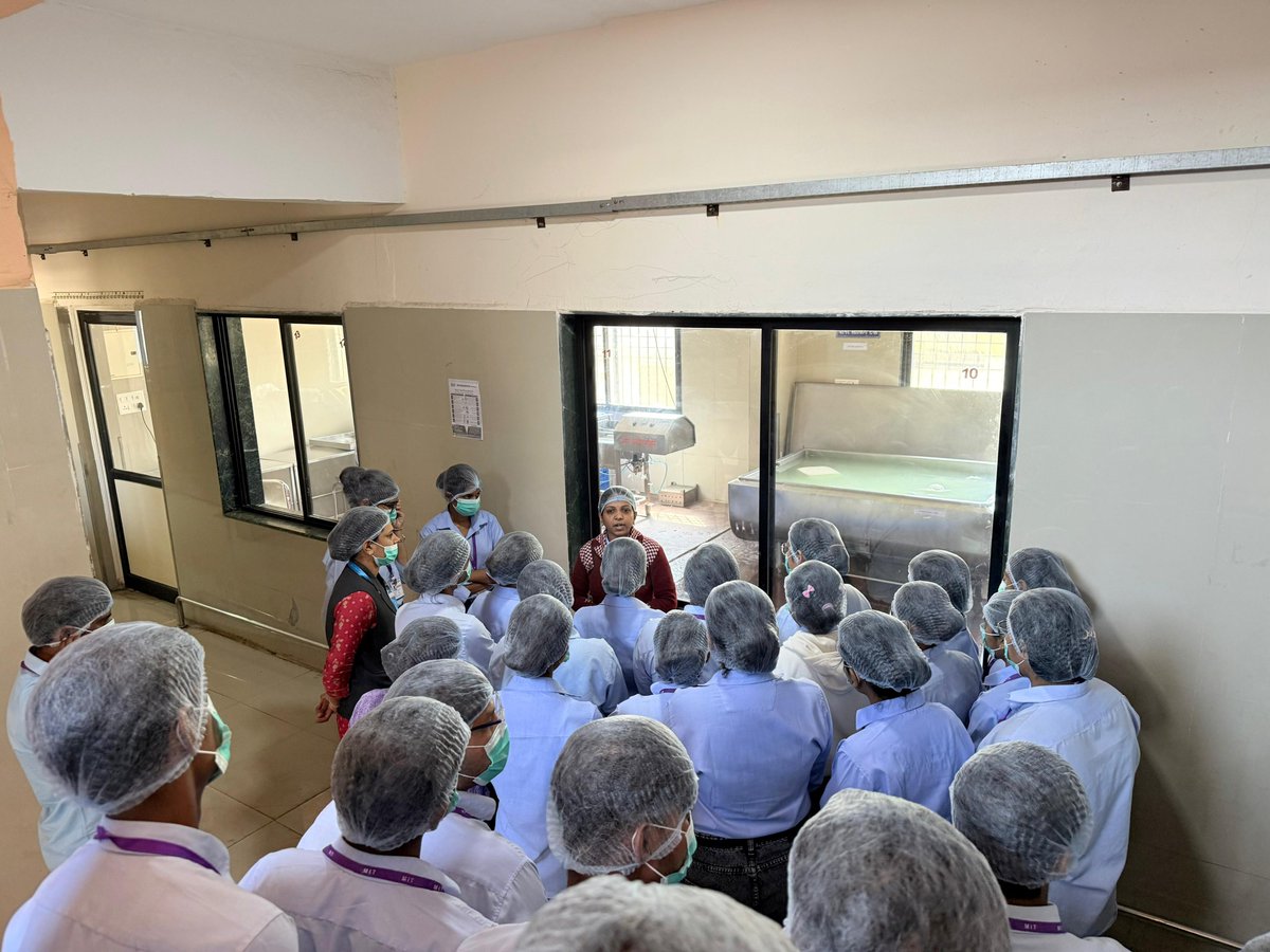 MIT_Updates's tweet image. On Friday,  21st November 2025, our first-year students from MIT College of Food  Technology embarked on an enlightening industrial visit to Mahanand  Dairy, located in Gandheli, Chhatrapati Sambhajinagar.  #mit_csn #foodtechnology #industrialvisit #foodprocessing #FoodSafety