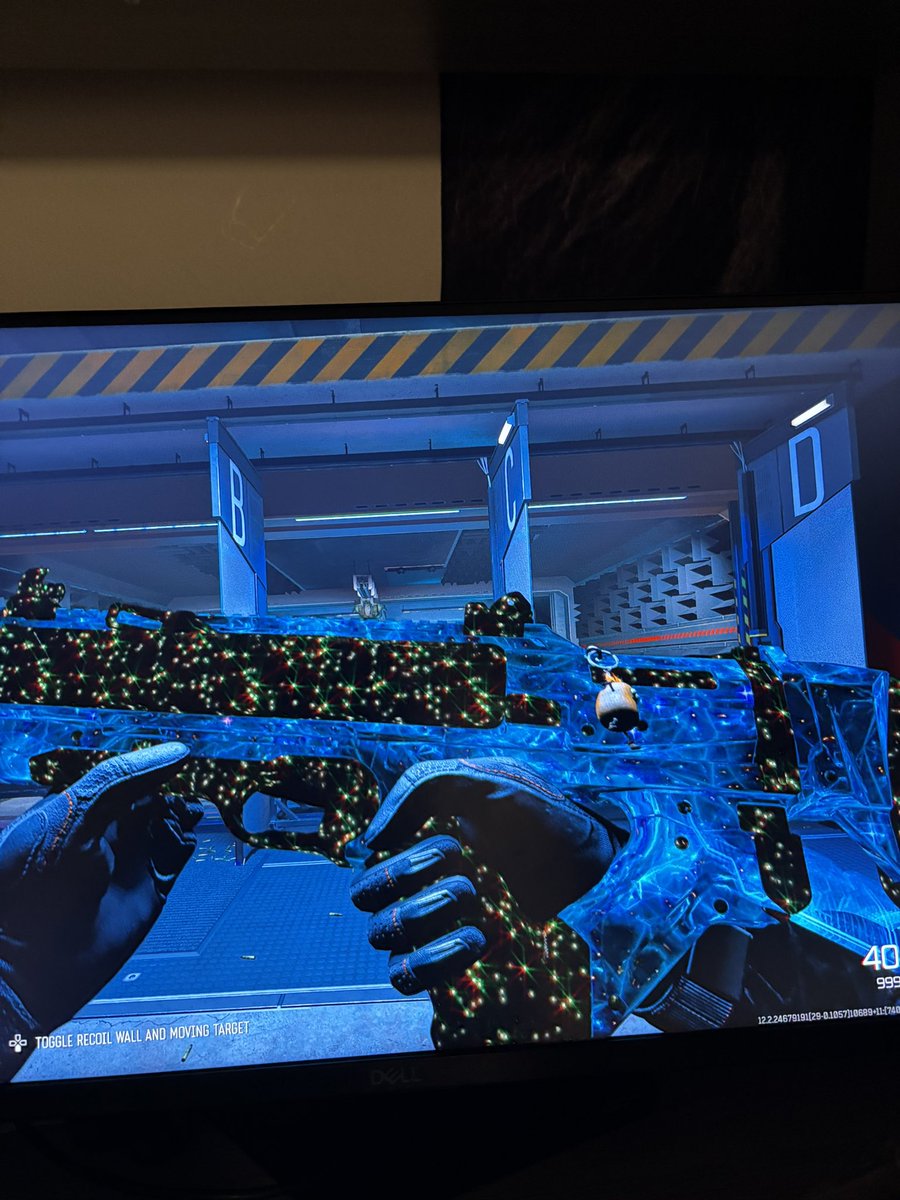 ᴱⁿᴰ Peso tweet media