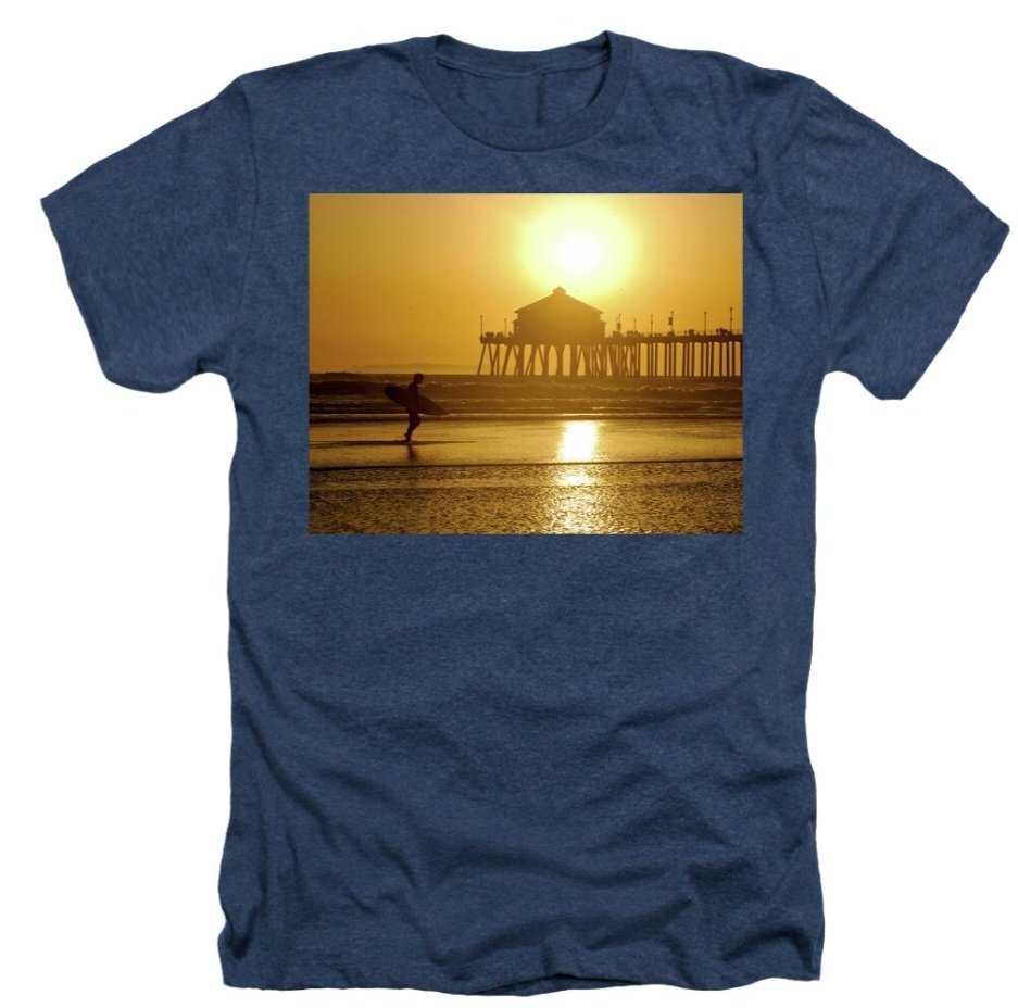 TockeyImages's tweet photo. Searching for the Perfect Wave - Huntington Beach, CA 

https://t.co/BuHtGpB7ZO

You can feel the golden tones of this sunset. It creates an otherworldly setting. It would be perfect for the surfer in your life.

#surfapparel #surfclothing #tshirt #beachwear #surfing https://t.co/KmviaTcp9l