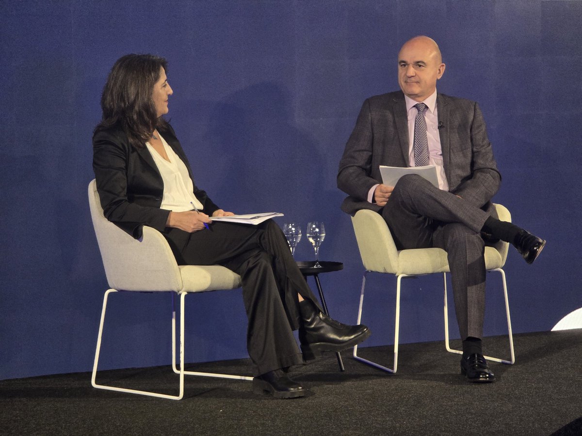 El president <a href="/vmaritorres/">Vicente Marí Torres</a> explica les polítiques de contenció turística en el fòrum ‘España 360º’ de <a href="/PrensaIberica/">Prensa Ibérica</a>.

👉 Eivissa protagonitza un diàleg sobre ‘Turisme regeneratiu’.

➕️ info: conselldeivissa.es/es/actualidad/…