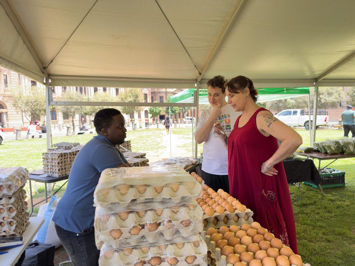 nasiphim's tweet image. It’s lunch time. Come join us at Church Square for the City of Tshwane’s Entrepreneurs and Farmers Market.
@CityTshwane