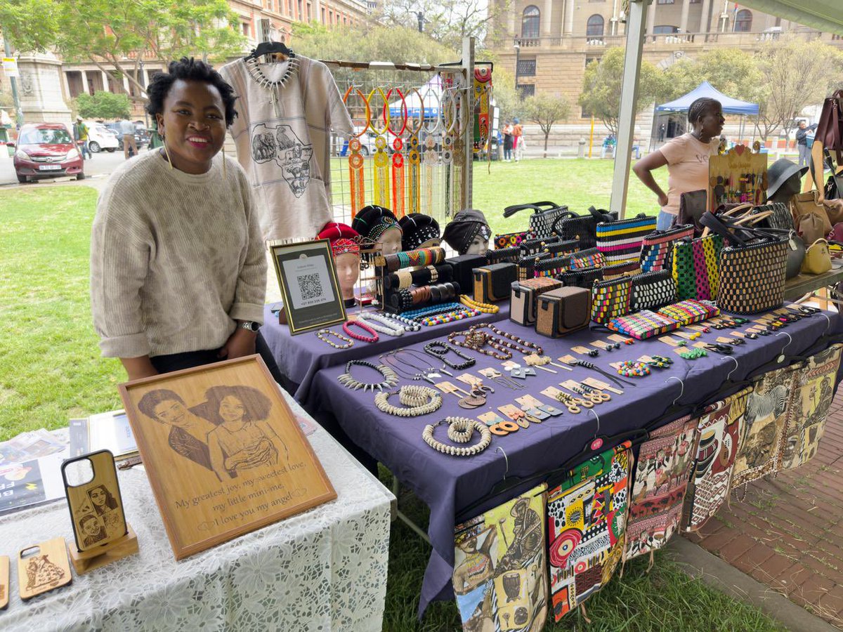 nasiphim's tweet image. It’s lunch time. Come join us at Church Square for the City of Tshwane’s Entrepreneurs and Farmers Market.
@CityTshwane