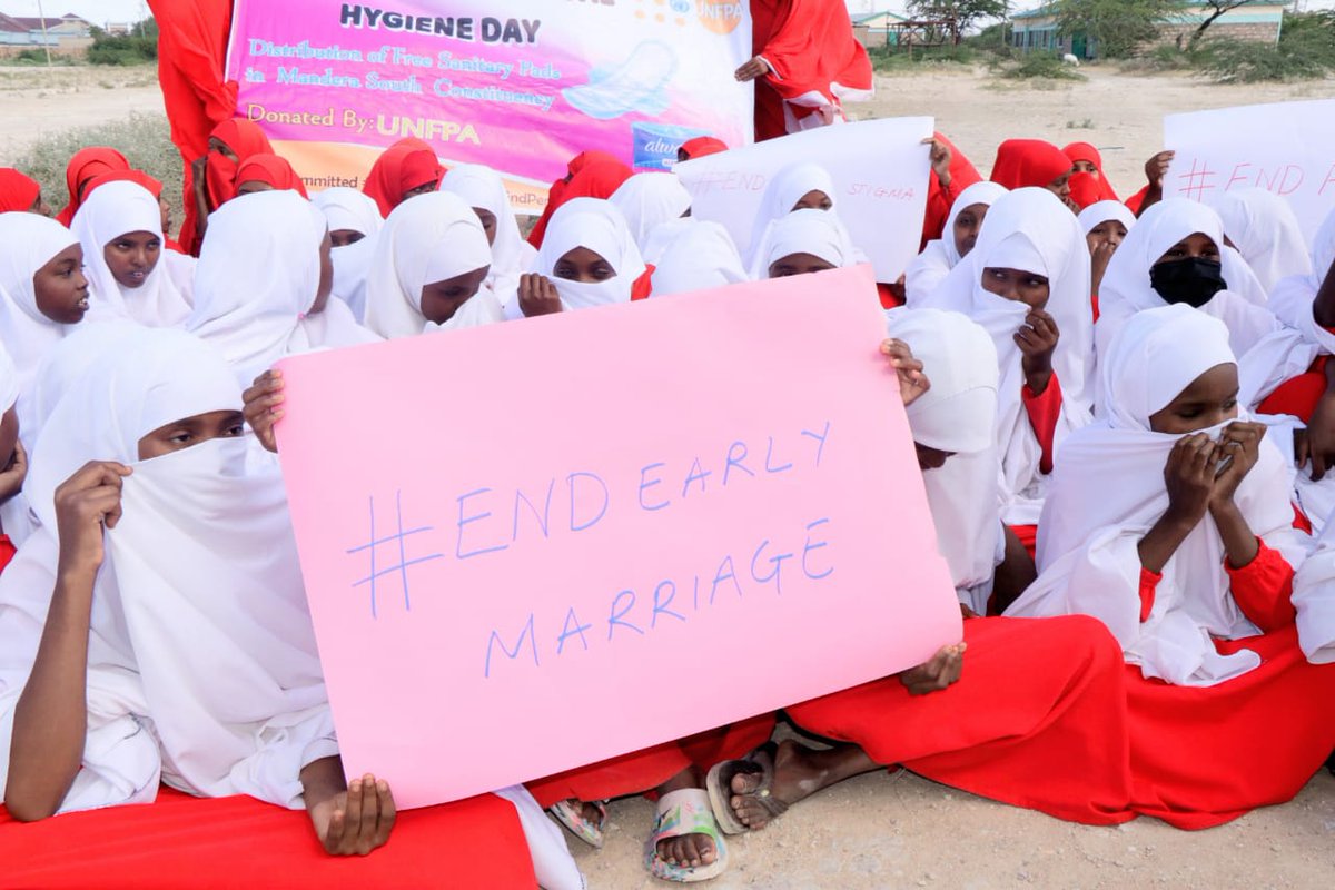 ESYF_CBO's tweet image. Empowerment starts with awareness. Let&apos;s ensure that all women and girls in Mandera are free from violence. Together, we spearhead change! #HealthyAdolescents #16days4ASRH #projectsharp #sharpkenya #protectherRights #16DaysOfActivism2025