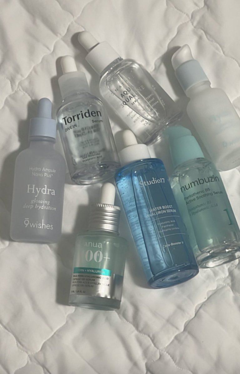 수분 진심녀가 써본 수분 앰플 추천/비추천💦

 끈적이는 거 NO 즉각적인 수분감 YES
(수부지,예민,트러블)

타래로 하나씩 장/단점