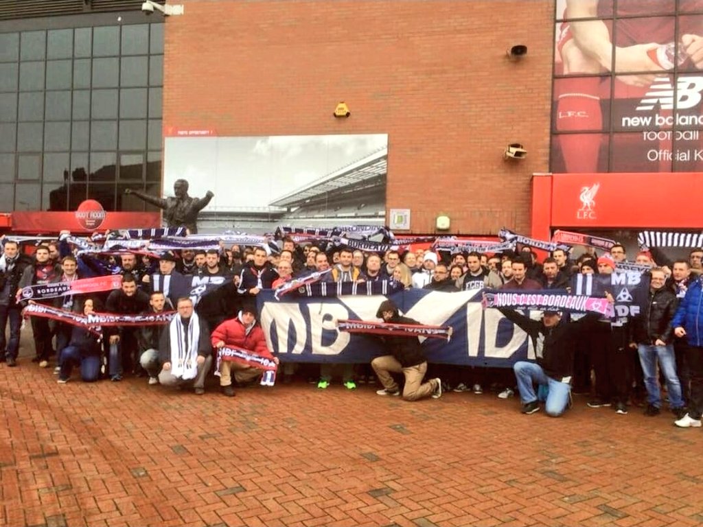 MBIDF's tweet image. Vous étiez où il y a 10 ans (déjà...) ?

Nous, à Liverpool, pour encourager les Girondins en Coupe d'Europe.

Un grand souvenir !