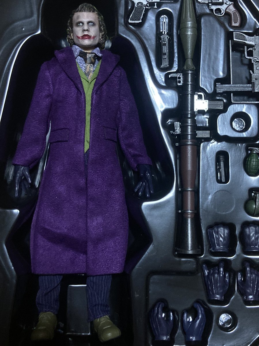 コストコからビーストキングダムのジョーカー（ダークナイト）が届いた