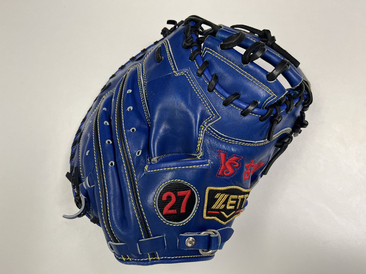 ⚾️展示品の一部をご紹介⚾️ 【古田敦也使用 キャッチャーミット