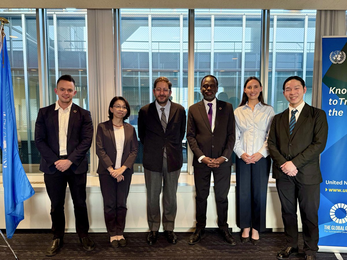 manuelmunizv's tweet image. Nihon kara konnichiwa (日本からこんにちは) — Reinforcing Europe–Japan academic alliances 🤝🌍🇯🇵

Our first goal in Tokyo was to reinforce partnerships with leading universities such as @universitytokyo, @GRIPS_English , Chiba university, and the @UNUniversity .

After a series of…