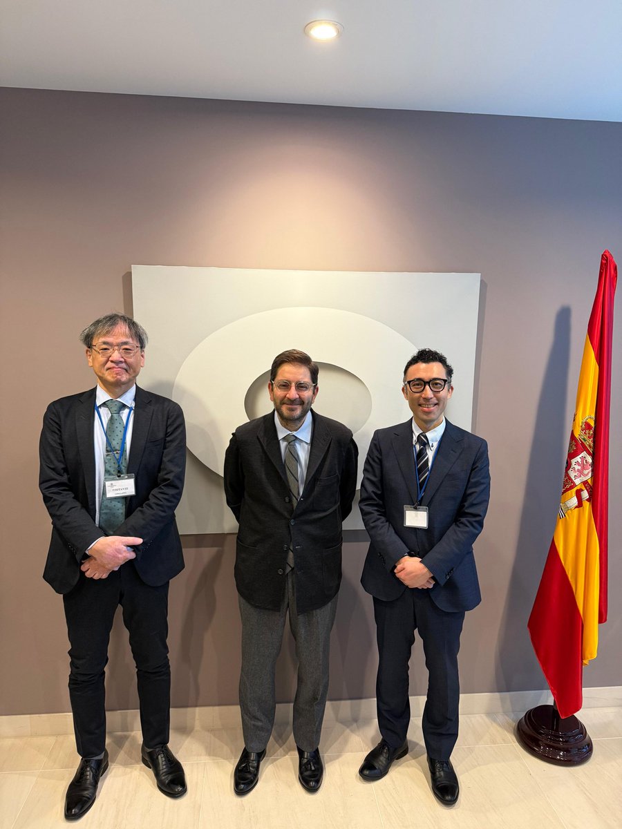 manuelmunizv's tweet image. Nihon kara konnichiwa (日本からこんにちは) — Reinforcing Europe–Japan academic alliances 🤝🌍🇯🇵

Our first goal in Tokyo was to reinforce partnerships with leading universities such as @universitytokyo, @GRIPS_English , Chiba university, and the @UNUniversity .

After a series of…