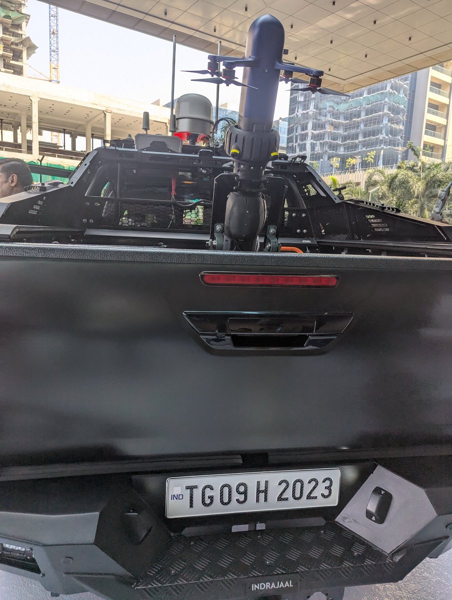 Defencematrix1's tweet image. Some more pics of the Indrajaal Ranger platform: