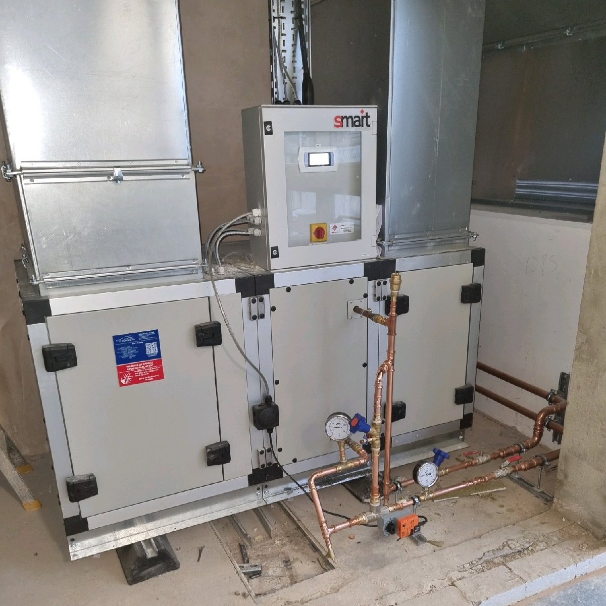 iac_systems's tweet photo. AHU commissioned & operational! Our engineers validated:
✅ Fan speeds + signals
✅ Sensor calibration
✅ Fire/frost protection
✅ Damper & valve control
✅ Full logic sequences
Commissioning = confidence.
🔗 https://t.co/phENG6kN8M
#AHU #BMS #HVAC #iACS #ControlsExperts https://t.co/O2Oq26DJQE