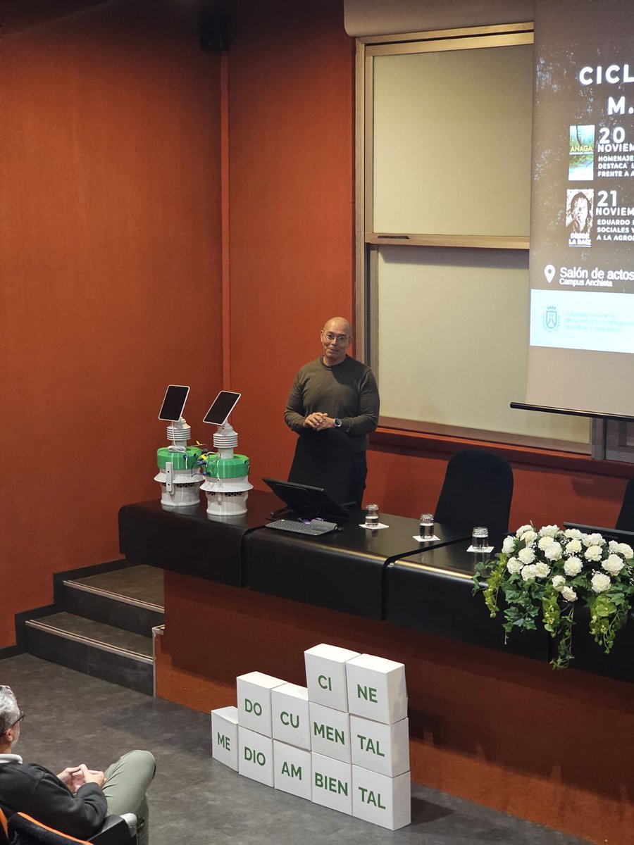 🙌 ¡Gracias por acompañarnos en el ciclo de cine medioambiental!

Disfrutamos juntos de 'Anaga, naturaleza infinita' y 'Desde la raíz', dos miradas necesarias sobre la biodiversidad y la sostenibilidad.

📸 Aquí te dejamos algunas fotos de este encuentro

<a href="/ULL/">Universidad de La Laguna</a>