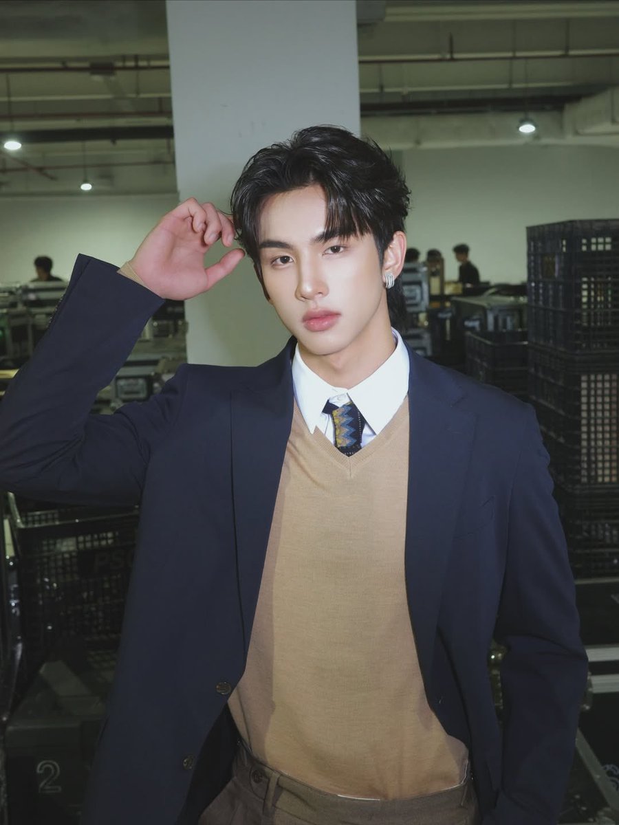 SurfJavaPH's tweet image. 📸 112625 | armytoast ig post (2)

MAGIC VIBES MAXIMIZED X SJ
#GMMTV2026XSurfJava
#GMMTV2026 #H2Hseries
#SurfNLove #RoommateChaos 
#surfjava #swensurf #javabh