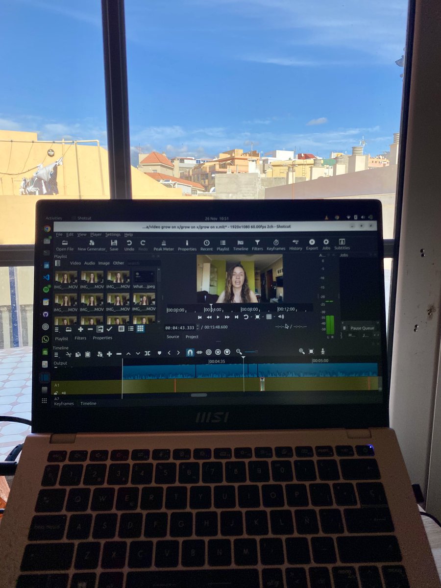 eliana_jordan's tweet image. please someone build cursor for videos