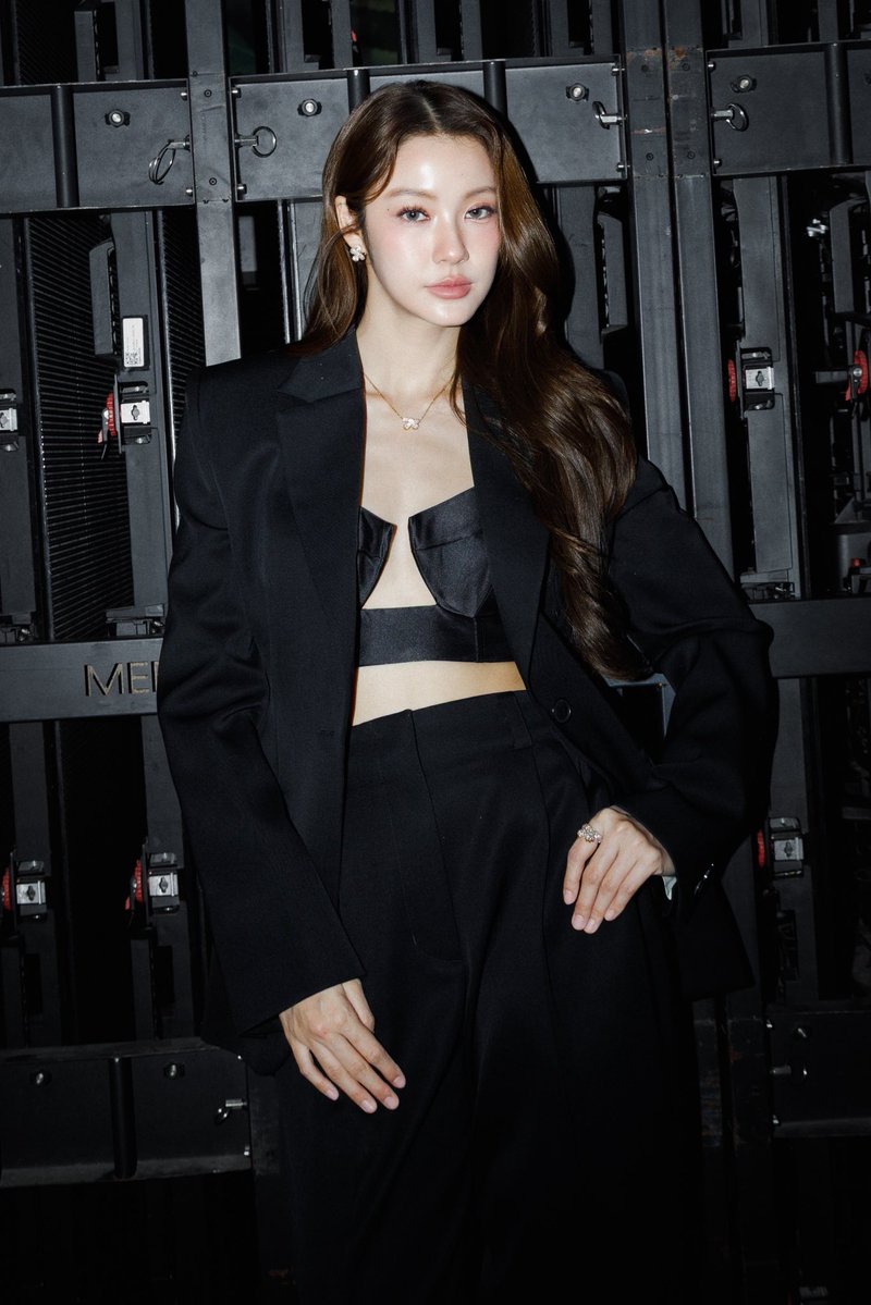 NamtanTipnaree's tweet image. Being an actress is my greatest pride, in every role I step into with purpose and passion.🤍