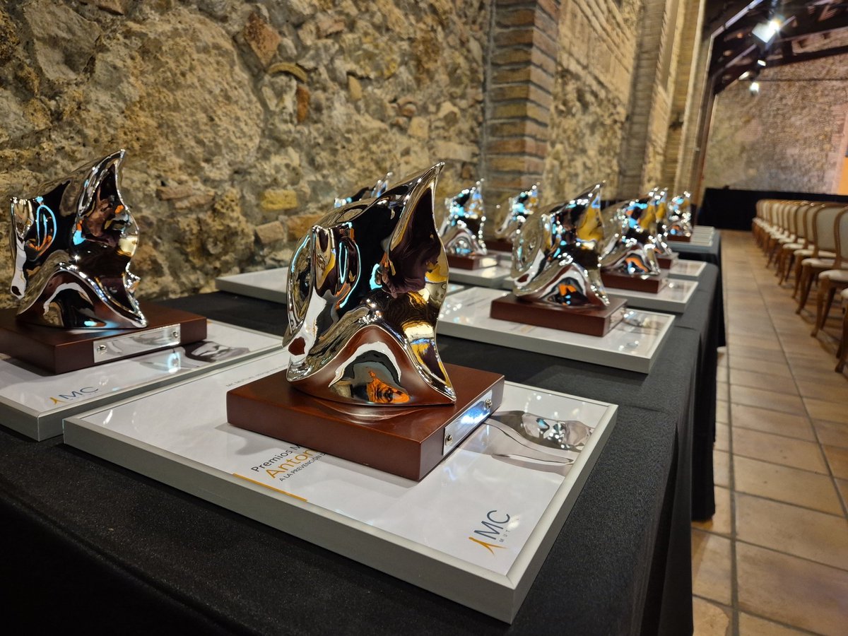 MCMUTUAL's tweet image. En 2001 arrancamos los #BaróPRL con una idea pionera: reconocer a quienes elevan la prevención y las 
condiciones de trabajo más allá de la norma. Tras 24 ediciones, hemos distinguido a 
+ de 700 organizaciones con 168 premios. Un certamen pionero y de referencia en la #PRL.