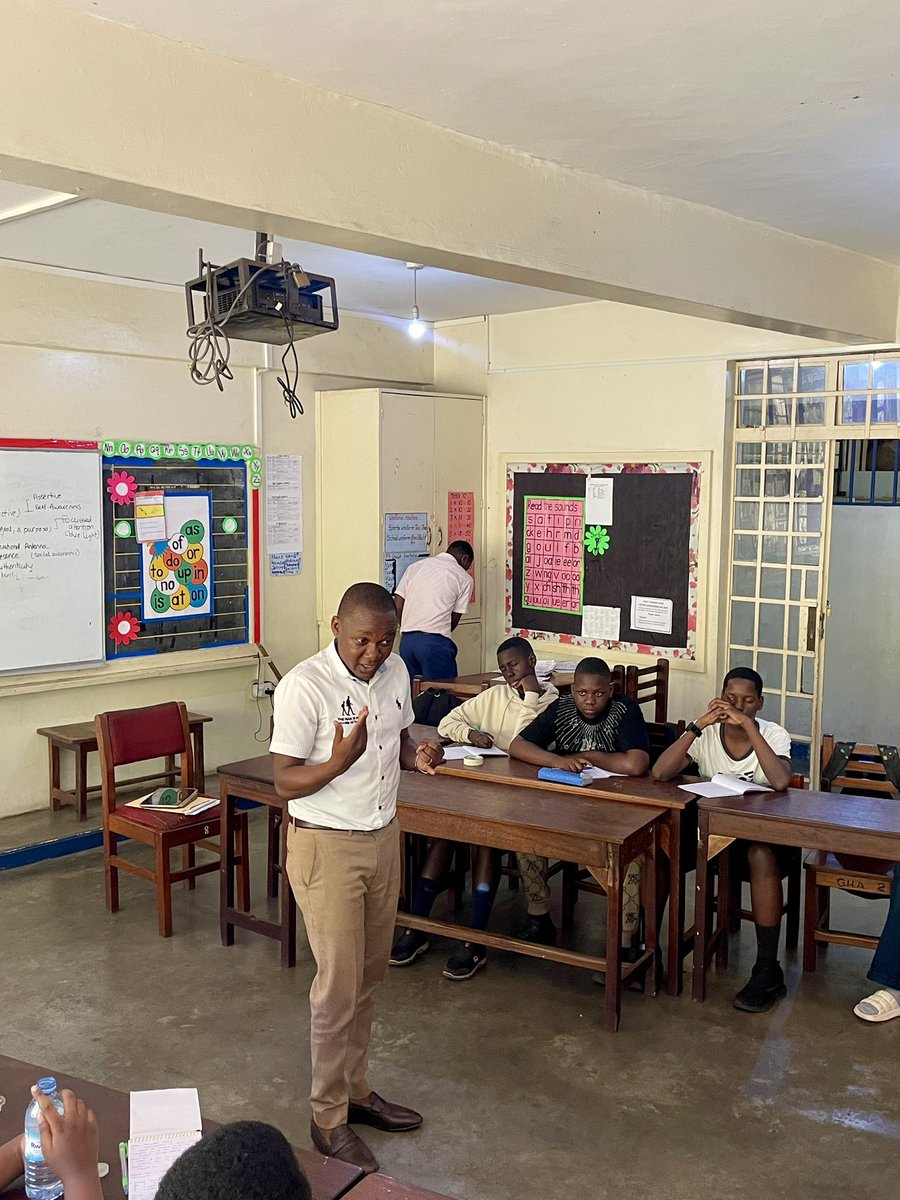 Purposefully Transition 

Today we spent time with the P7 leavers of Greenhill Academy during their P7–S1 Bridge Program.
They openly shared their expectations, hopes, and fears and we shared experiences to guide their next steps.

Giving them a clear picture of what lies ahead