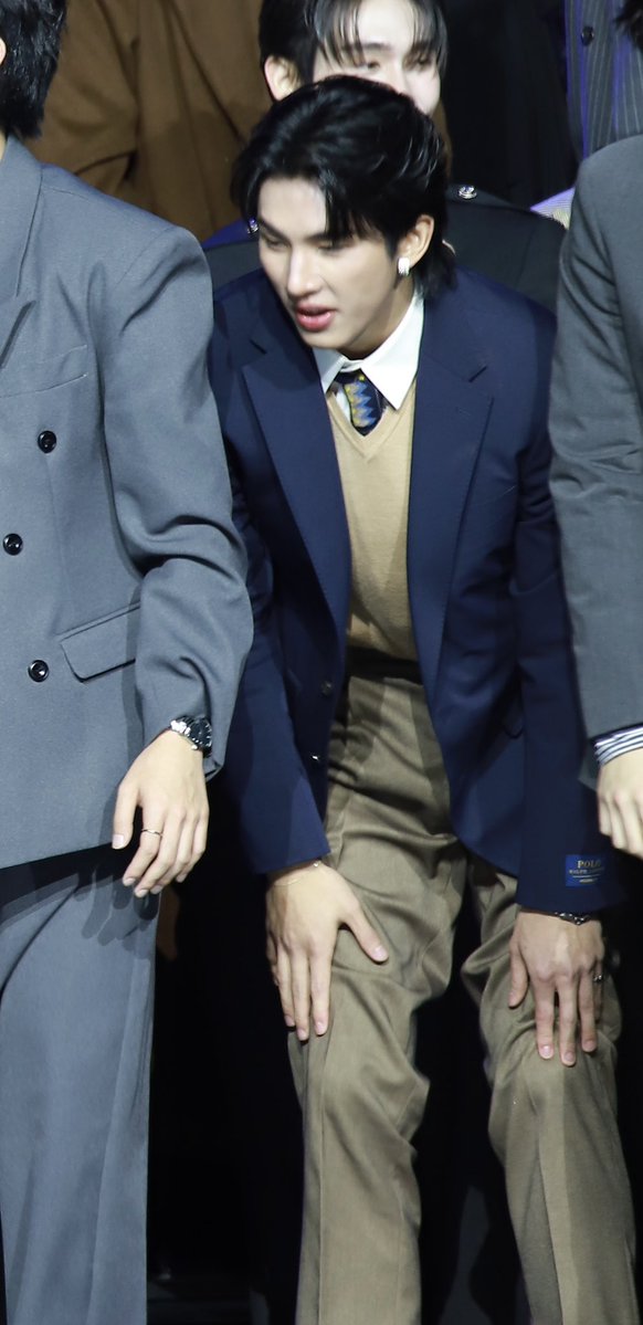 sib6dec's tweet image. อายุ20 แต่ข้อเข่าอาจจะ80

MAGIC VIBES MAXIMIZED X SJ
#GMMTV2026XSurfJava 
#swensurf @swensurf
#javabh @javabh28