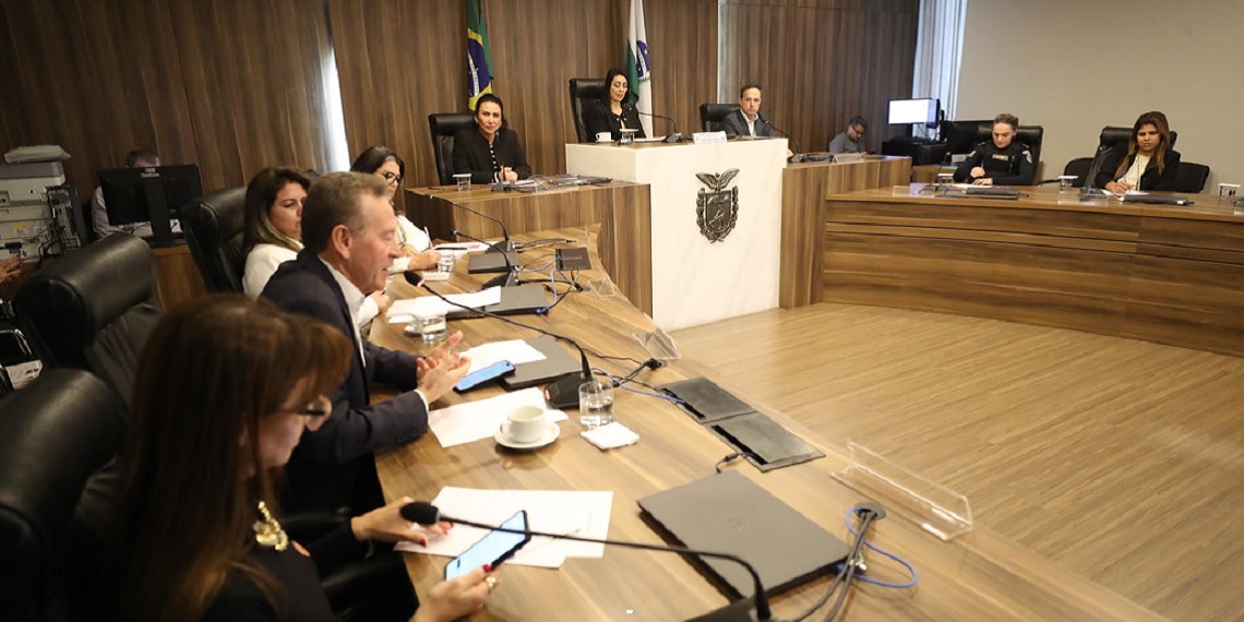 fronteira_livre's tweet image. POLÍTICAS PÚBLICAS I Audiência pública destaca dados alarmantes e reforça necessidade de ações educativas, prevenção e proteção às vítimas.
 #violencia #mulheres #mariadapenha #politicas #prevençao #alep #parana fronteiralivre.com.br/sociedade/asse…