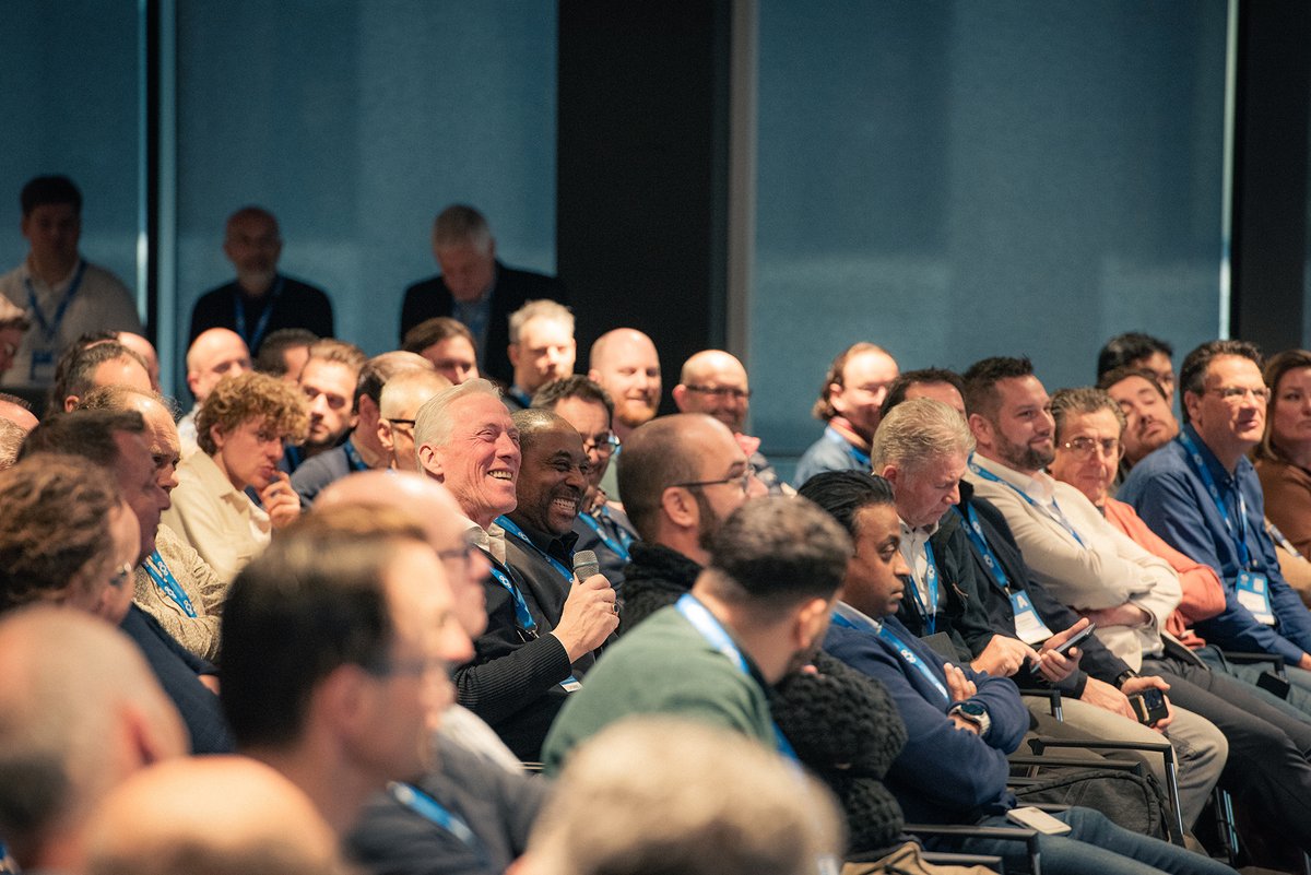 Nextclouders's tweet image. 320 times thank you! 🤩 Your participation made this second edition of #Nextcloud Enterprise Day The Hague a great success.