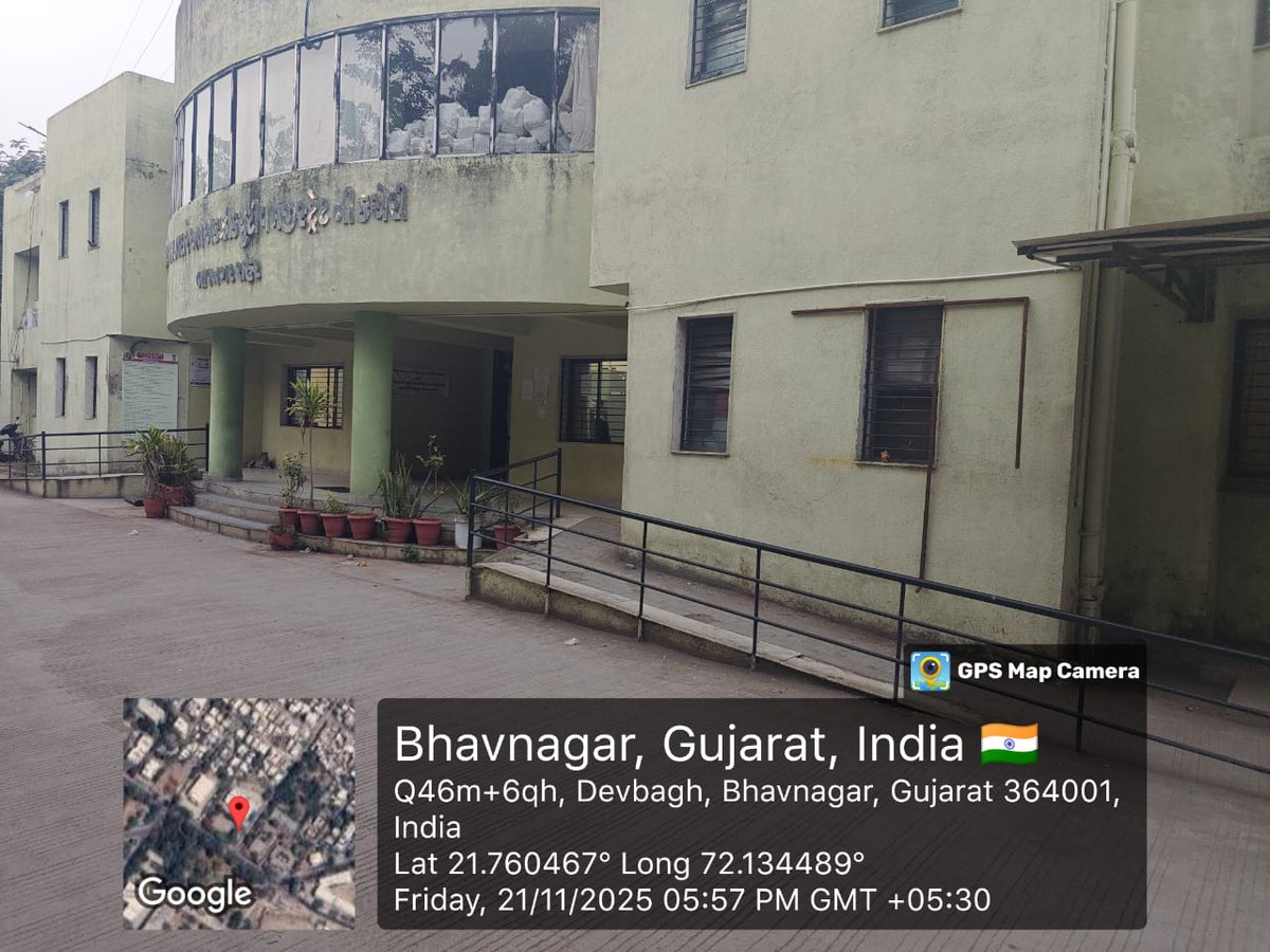 UIDAIMumbai's tweet image. City Mamlatdar Office, Bhavnagar District of #Gujarat inspected by UIDAI AM and awareness given for UIDAI #Policy, MBU, UC and fast track of the work to the Operator/ Supervisor as on dated : 21.11.2025.
@UIDAI @GoI_MeitY @Collectorbhav #UIDAI
#MBU #Bhavnagar #Mamlatdaroffice