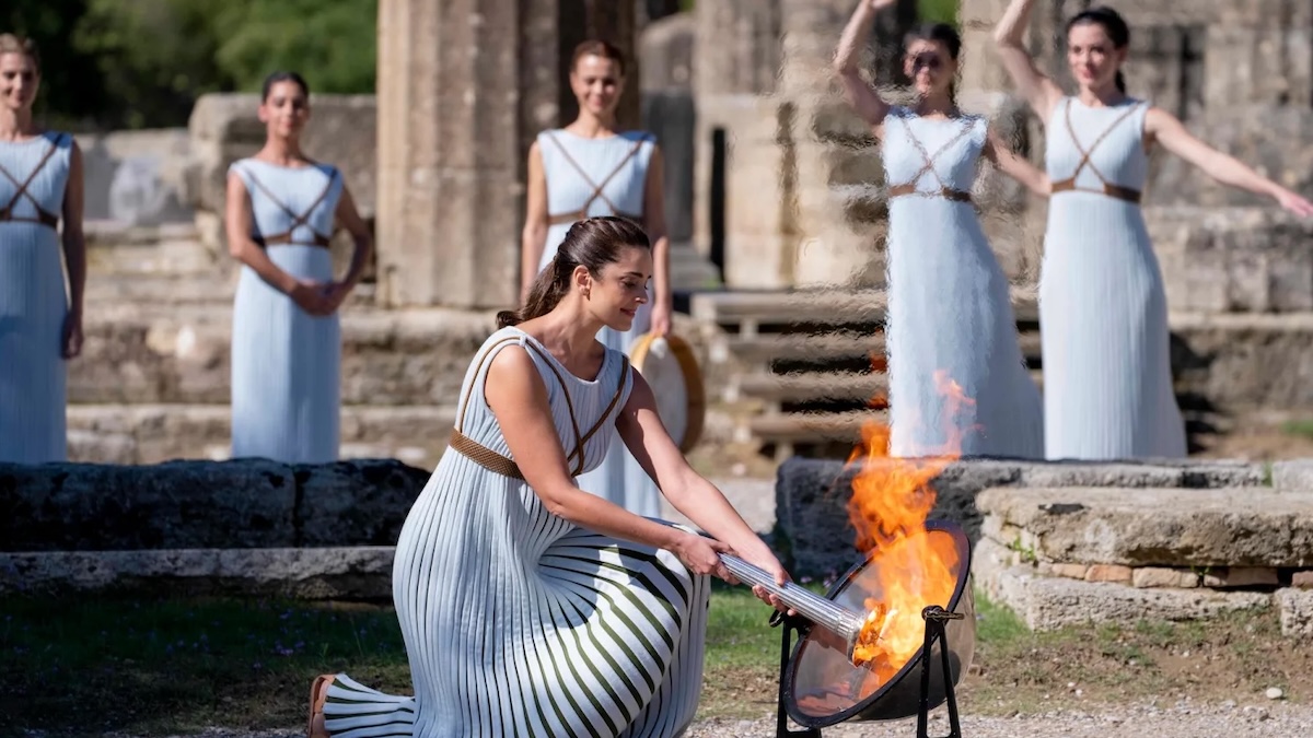 Sports_Infos_'s tweet image. La flamme olympique s&apos;est allumée ce matin à Olympie
🇬🇷🇮🇹
Berceau antique des Jeux, Olympie a accueilli la traditionnelle cérémonie dans un cadre un peu inhabituel.
➡️➡️
tinyurl.com/5cd3a7xr