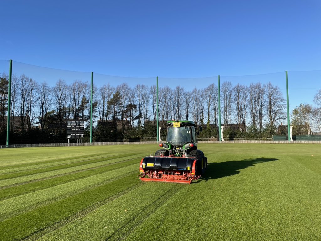 Ash Hill tweet media