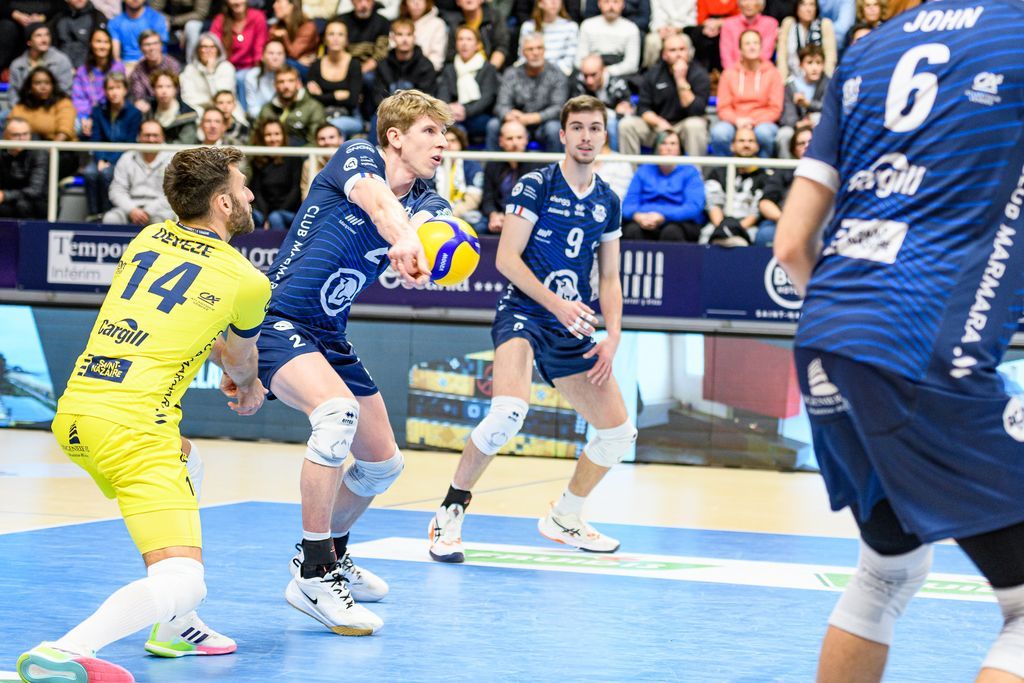 𝗥𝗲𝘁𝗼𝘂𝗿 𝗲𝗻 𝗶𝗺𝗮𝗴𝗲𝘀 sur la superbe victoire de nos Bleus face à Montpellier ! 🔥  

Devant une salle bouillante, les Maritimes sortent l’un des grands favoris de la compétition ! 👊

On se retrouve mardi prochain à 20h face à Nice
🎟️ billetweb.fr/pro/snvba