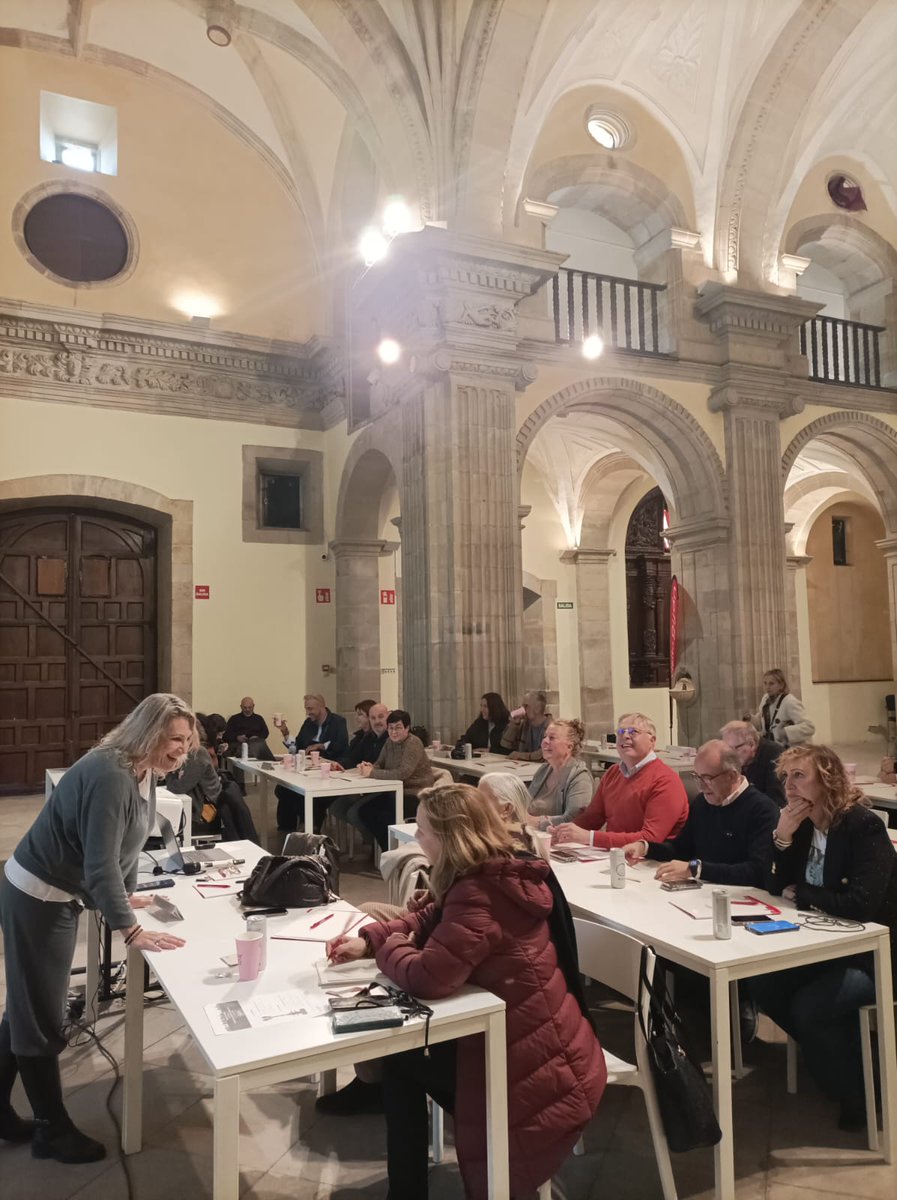 Visita Gijón - Profesional tweet media