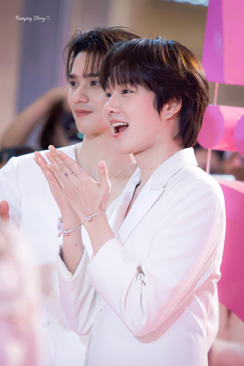 enjoyxjengg's tweet image. แววตาไอเด่ก 2 คนเวลามองแฟนคลับคือโคตรมีความสุขเลย น่ารักชะมัด 🥺💖

#KengHarit #nampingster #KengNamping #เก่งน้ำปิง