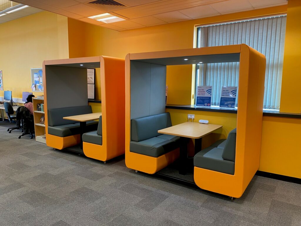 Manor Library tweet media