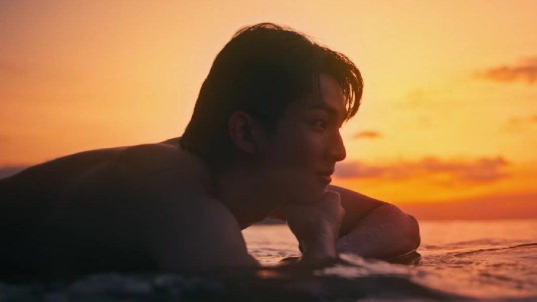 SurfJavaItaly's tweet image. 📆:26.11.2025 

X—-swensurf 

🇮🇹:“Solo Surf facendo Surf”. 

🇬🇧:“Just Surf doing Surf”. 

@swensurf 
#1YearWithSurfJava #SurfJava #swensurf #javabh