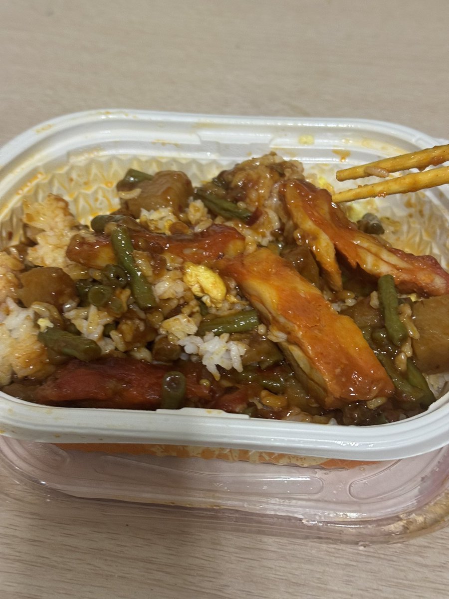 福利姬荔枝雾分享的黄推图片2 - 网红私拍内容