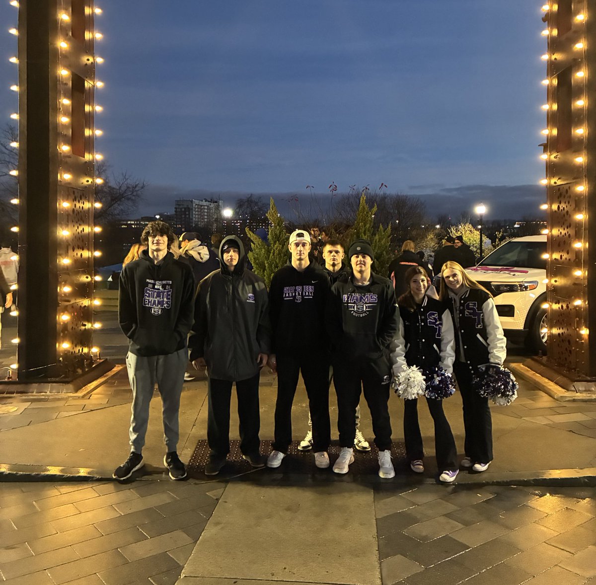 shawtech_sports's tweet image. Rams are ready for the @Kiss108 Turkey Toss! #GoRams